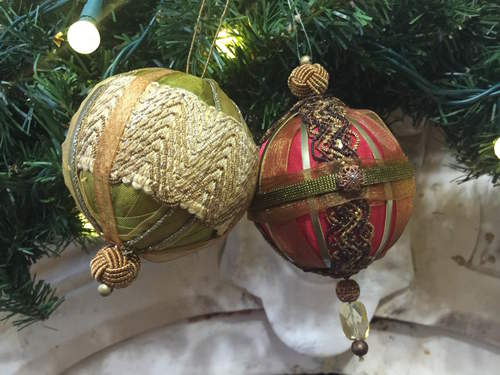 DIY Ribbon Ornaments
