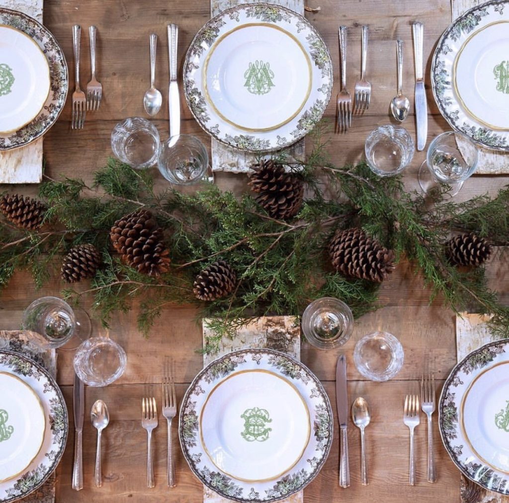 Tablescaping Pro Tips for Holiday Decor